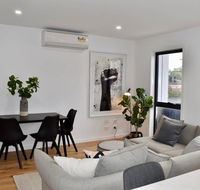Brand New 2 Bed Apartment with Stunning City Views - Mackay Tourism
