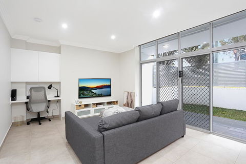 Brand New 2 Bedroom Apartment For 7 People - Mackay Tourism 0