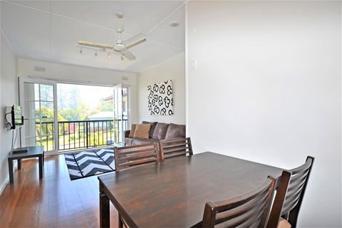 Breakers 6 2 Hill Street - Mackay Tourism 3