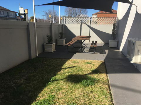 Breakout Motor Inn - Mackay Tourism 1