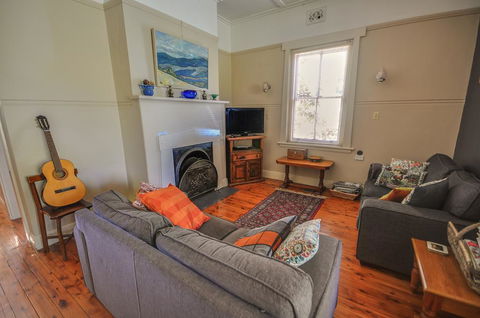 Brigalow Cottage - Mackay Tourism 1
