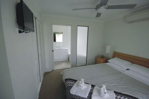 Broke Village Hideaway - Mackay Tourism 1