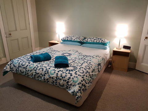 Browncoat Cottage Mudgee - Mackay Tourism 1