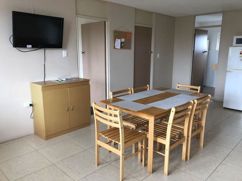 Browns At Broadbeach - Mackay Tourism 1