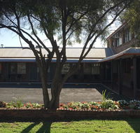 Bryants Motel - Mackay Tourism