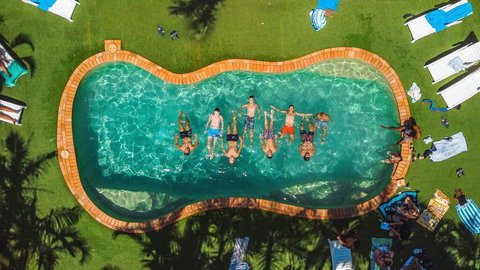 Budds In Surfers Backpackers - Mackay Tourism 1