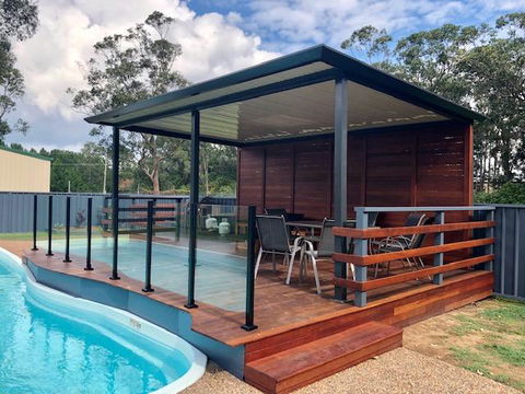 Bull 'n' Bush Hotel Motel - Mackay Tourism 0
