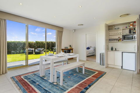 Bungan Beach House - Heated Indoor Pool - Mackay Tourism 1