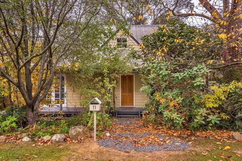 Bunyip Cottage - Mackay Tourism 0