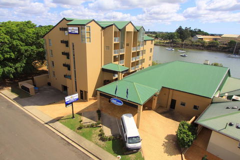 Burnett Riverside Hotel - Mackay Tourism 0