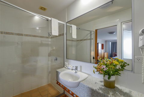 Burnett Riverside Hotel - Mackay Tourism 2