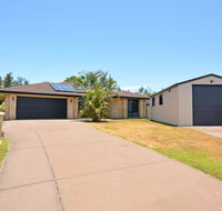 Burrum Paradsie Luxury Home - Mackay Tourism