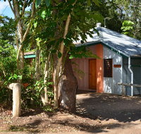 Bushland Cottages and Lodge - Mackay Tourism