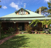 Butterfly Farm Bed and Breakfast Nirranda - Mackay Tourism