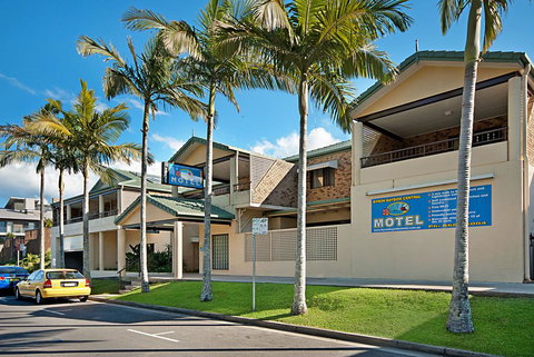 Byron Bayside Central Studio Apartments - Mackay Tourism 0