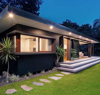 Byron Beach Retreats - Mackay Tourism