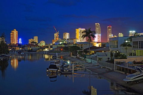 C'est La Vie - Mackay Tourism 0