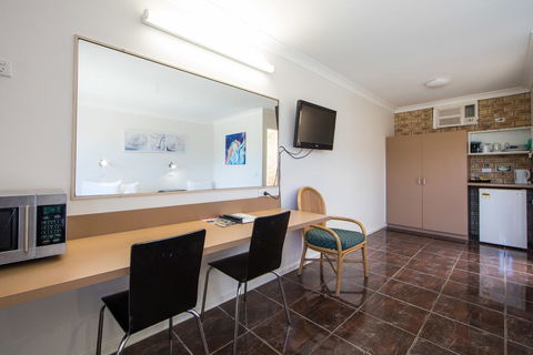 Caboolture Motel - Mackay Tourism 3