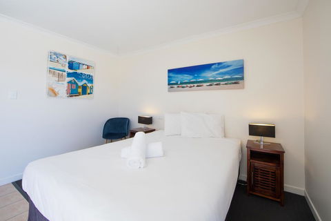 Caboolture Motel - Mackay Tourism 0