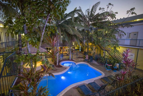 Cairns Central YHA - Mackay Tourism 0