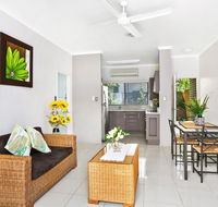 Cairns Reef Retreat - Mackay Tourism