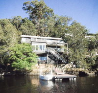 Calabash Bay Lodge - Mackay Tourism