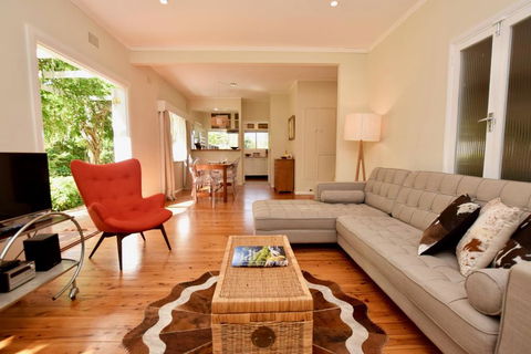 Calamandah House Of Blackheath - Mackay Tourism 3
