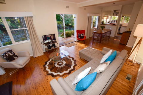 Calamandah House Of Blackheath - Mackay Tourism 1