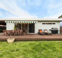 Callala Dreaming - mid century beach house - Mackay Tourism