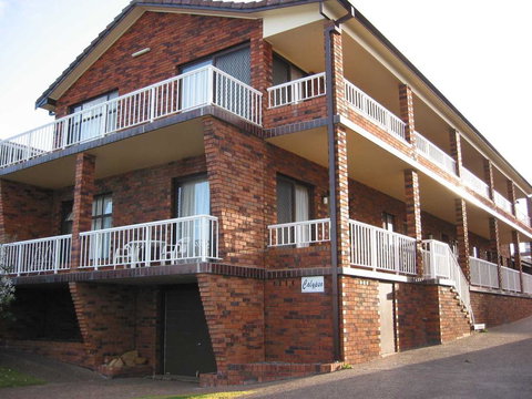 Calypso, Unit 1 - The Entrance, NSW - Mackay Tourism 1