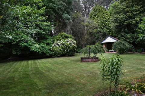 Cambridge Cottages - Mackay Tourism 2