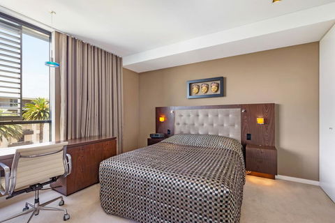 Camperdown Self-Contained Modern One-Bedroom Apartments - Mackay Tourism 3