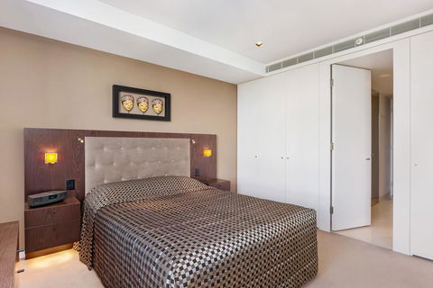 Camperdown Self-Contained Modern One-Bedroom Apartments - Mackay Tourism 2