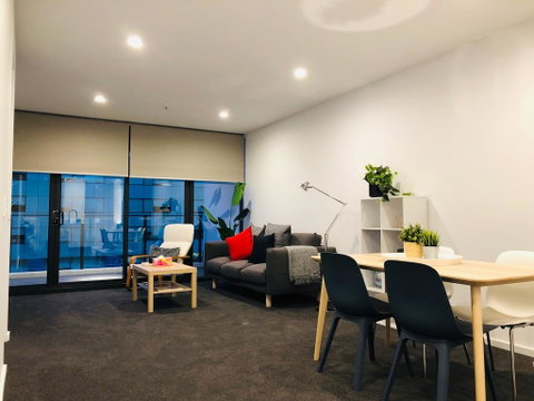 Canberra CBD Apartment 2BR 2BA 1Carpark - Mackay Tourism 0