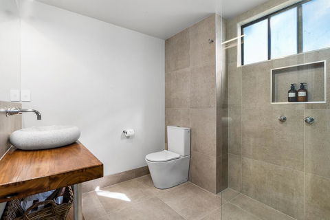 Cape Byron Retreat (Adults-Only) - Mackay Tourism 3