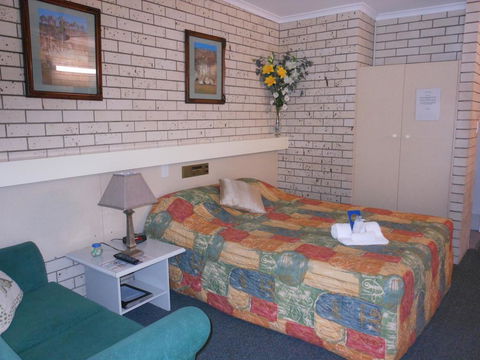 Cara Motel - Mackay Tourism 3