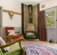 Carinya Cottage - Mackay Tourism