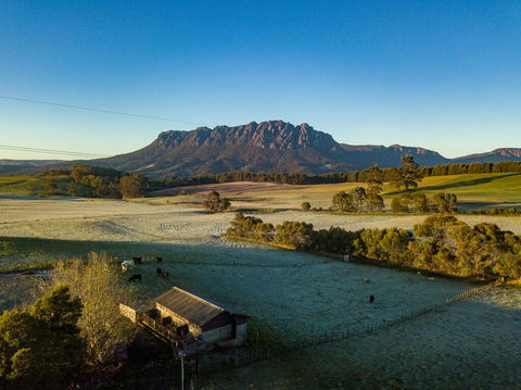 Carinya Farm Holiday Retreat - Mackay Tourism 0