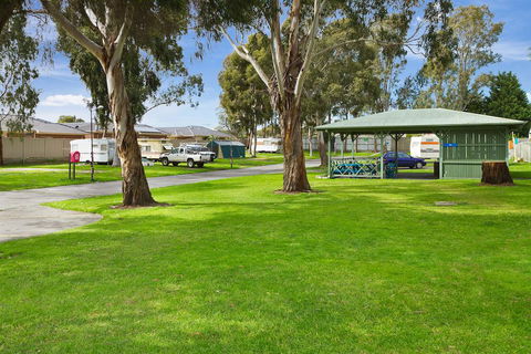Carrum Downs Holiday Park And Carrum Downs Motel - Mackay Tourism 3