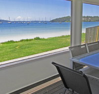 Casa Martins' 219 Foreshore Drive - Absolute Waterfront House - Mackay Tourism