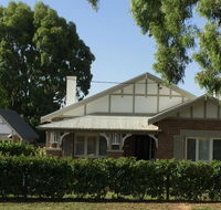 Casey Street Cottage Suite - Mackay Tourism