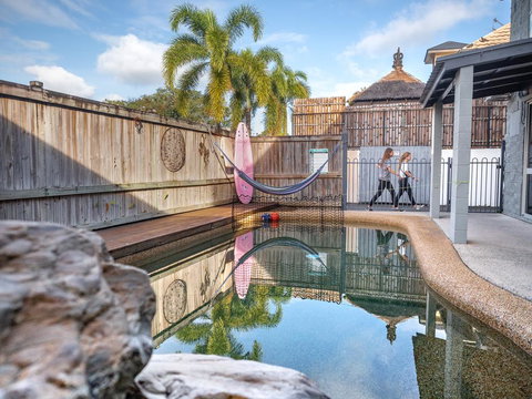 Castaways Backpackers Cairns - Mackay Tourism 0