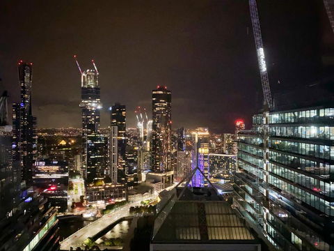 CBD Fabulous View 2BR High In The Sky On Collins - Mackay Tourism 3