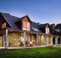 Cedar and Stone - Mackay Tourism