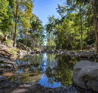 Cedar Creek Lodges - Mackay Tourism