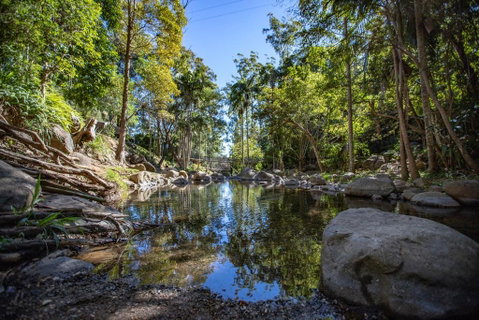 Cedar Creek Lodges - Mackay Tourism 0