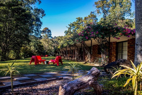 Cedar Creek Lodges - Mackay Tourism 1