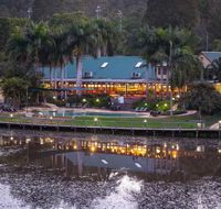 Cedar Lake Country Resort - Mackay Tourism