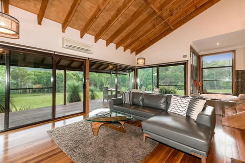 Cedars Mount View - Mackay Tourism 3