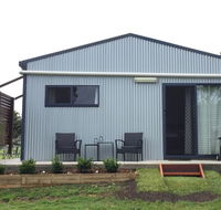 Cedars Rest Bed  Breakfast - Mackay Tourism